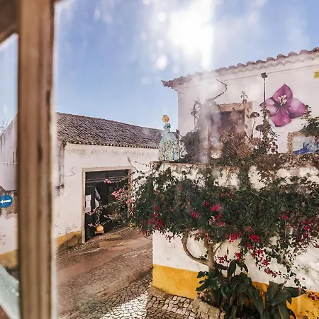 Casa António Moreira Óbidos